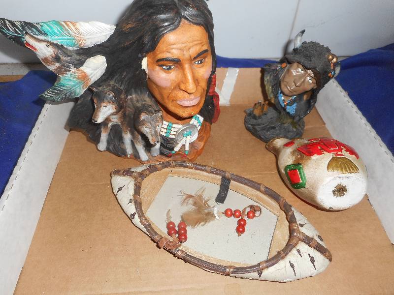 NATIVE AMERICAN FIGURENES