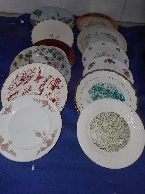 12 SAUCERS
