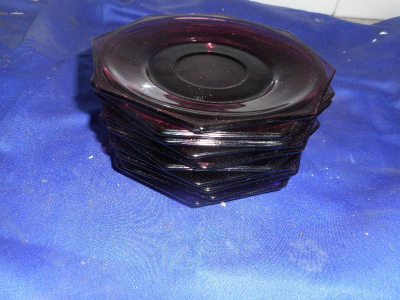 10 AMATHIST SAUCERS