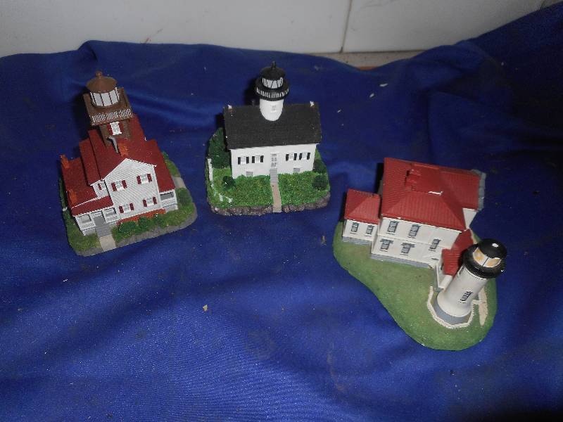 3 FIGURENE HOUSE