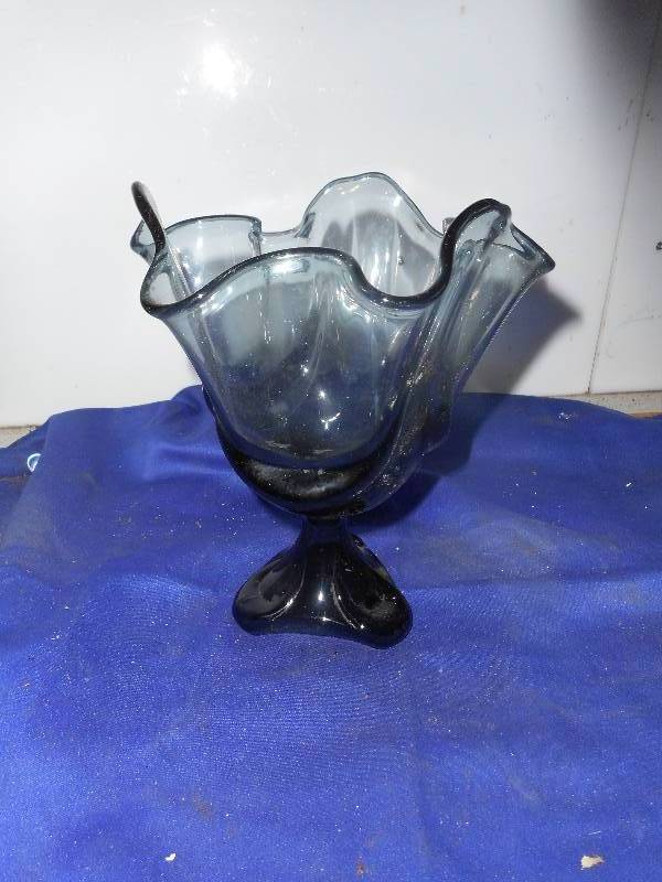 PEDISTAL CANDY DISH