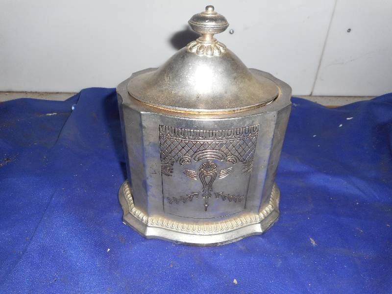 ANTIQUE SILVER URN