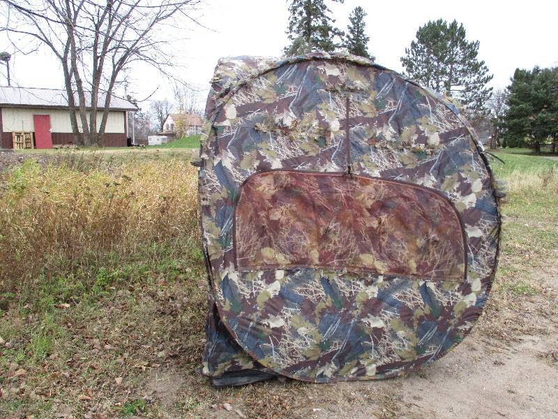 lot 122 image: Ground Blind