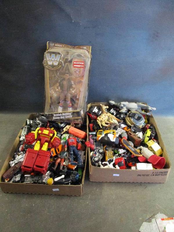 lot 78 image: Assorted Kids ToysCars