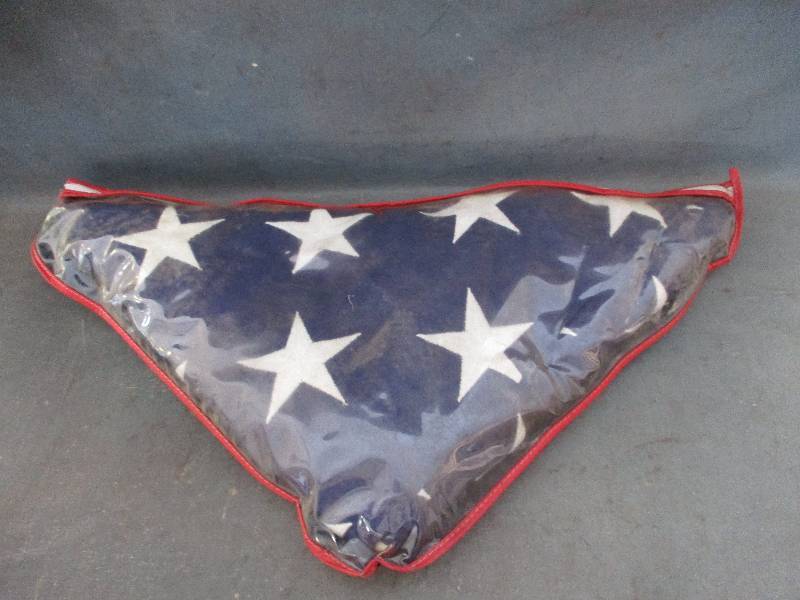 lot 89 image: United States Flag