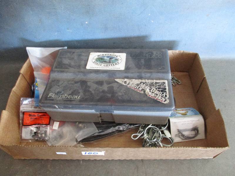 lot 100 image: Fishing Gear