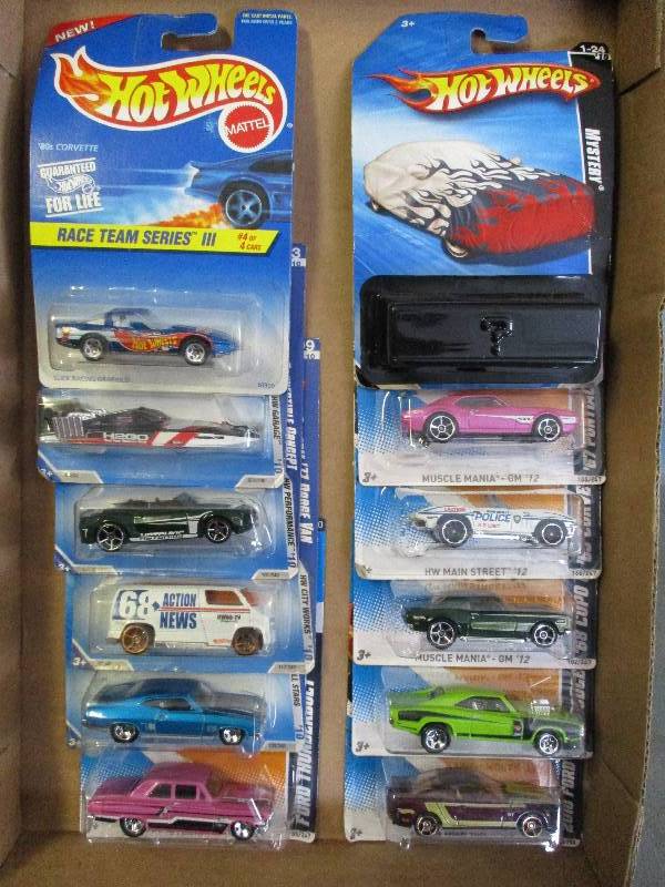 lot 117 image: Hot Wheels Cars