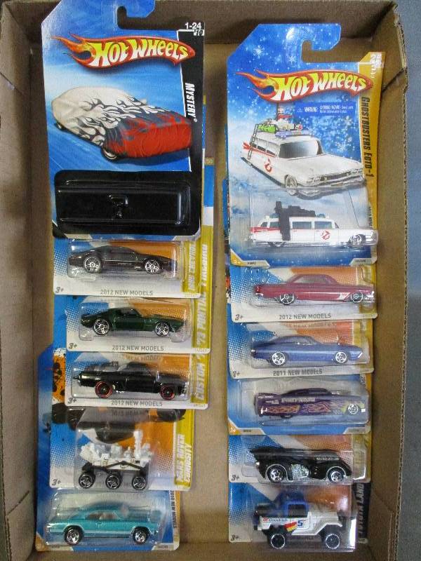 lot 118 image: Hot Wheels Cars