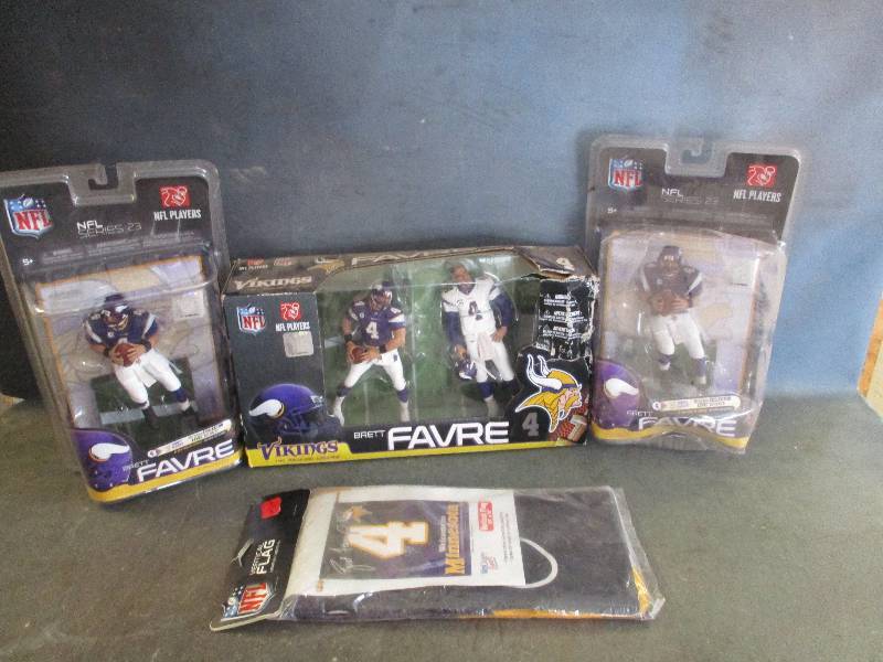 lot 135 image: Minnesota Vikings Memorabilia
