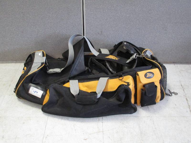 lot 154 image: Sports Bag