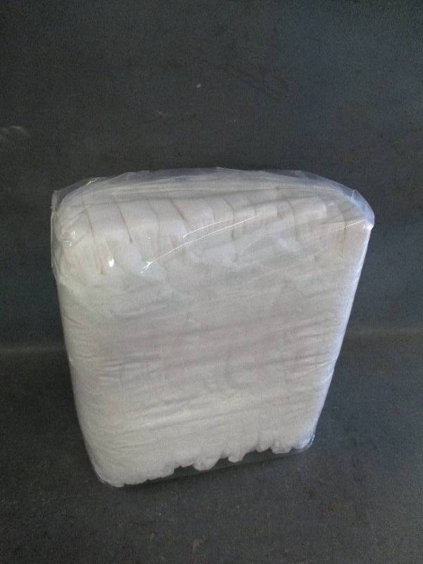 lot 105 image: Adult Diapers