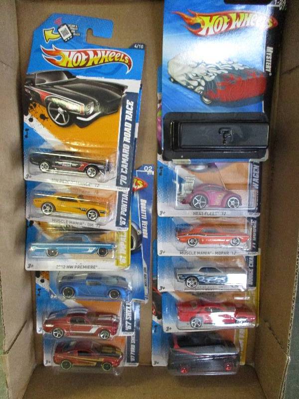 lot 127 image: Hot Wheels Cars