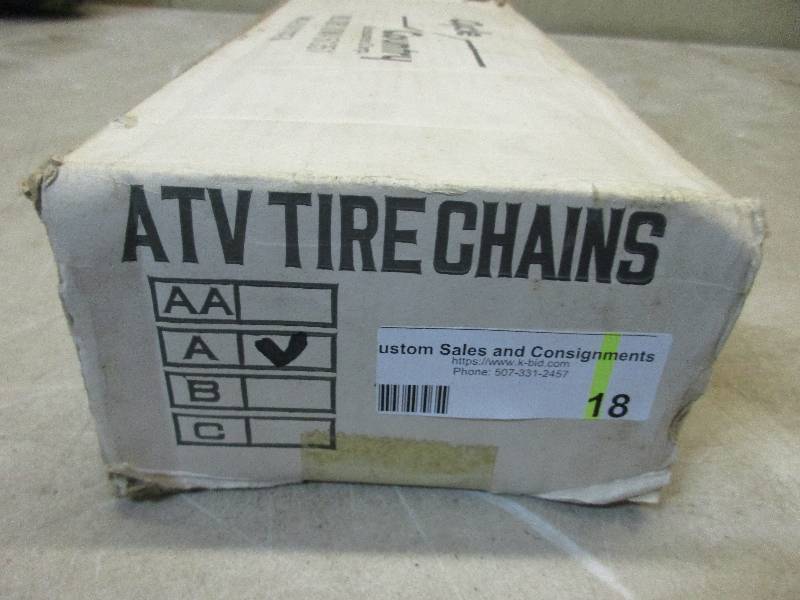lot 18 image: ATV tire chains