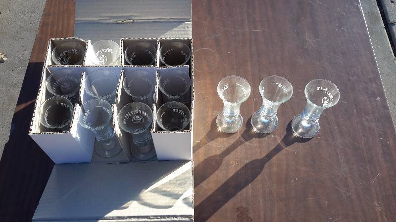 15 Jgermeister shot glasses (2 CL)