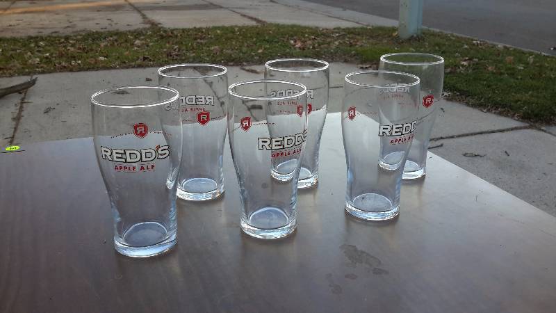 Set of 6 Redds Apple ale contoured glass