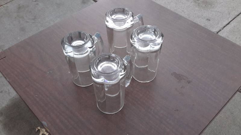 Set of 4 glass mugs