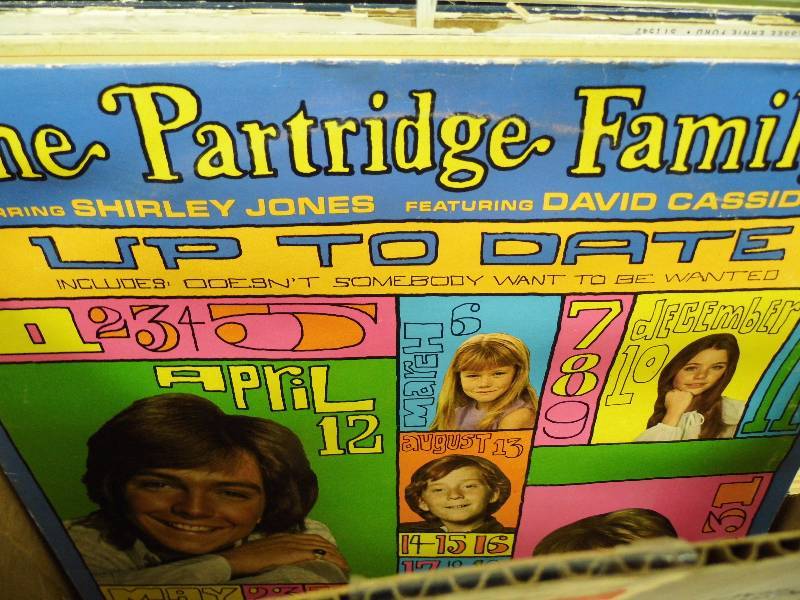 lot 4 image: Box of Albums
