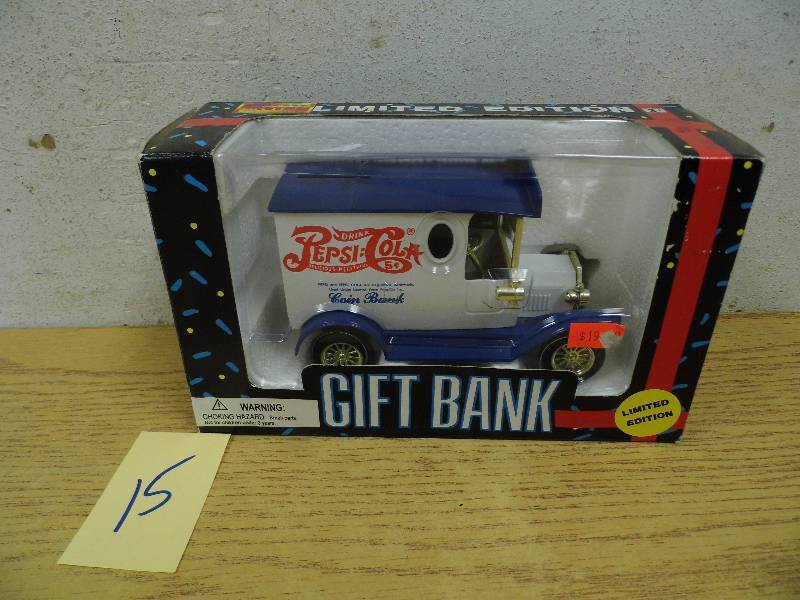 lot 15 image: Pepsi Bank