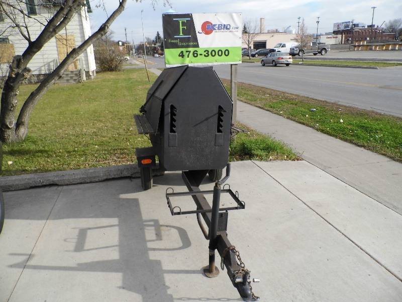 lot 71 image: Smoker