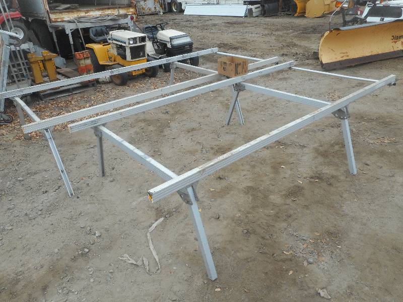 lot 17 image: Pair Of VersaRack Aluminum Bed-Moun...