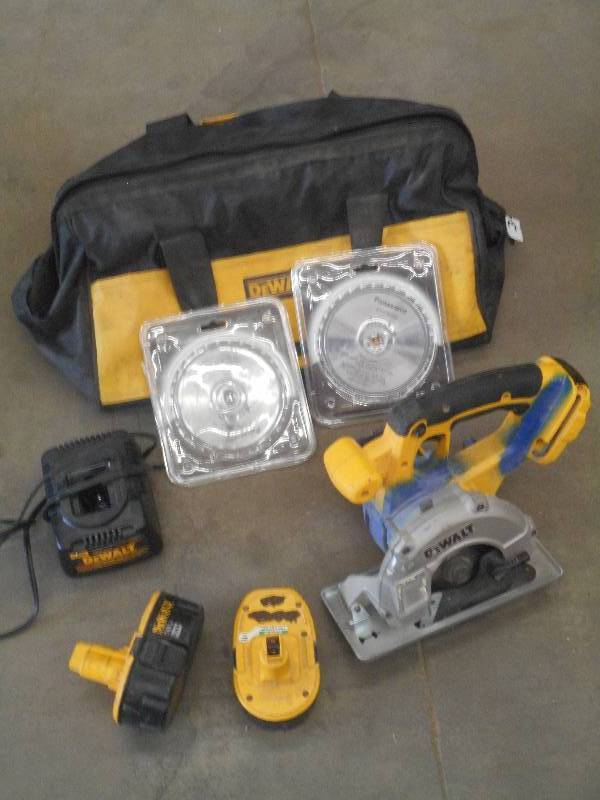 lot 34 image: DeWalt 18Volt 5.5 Metal Saw Set ...