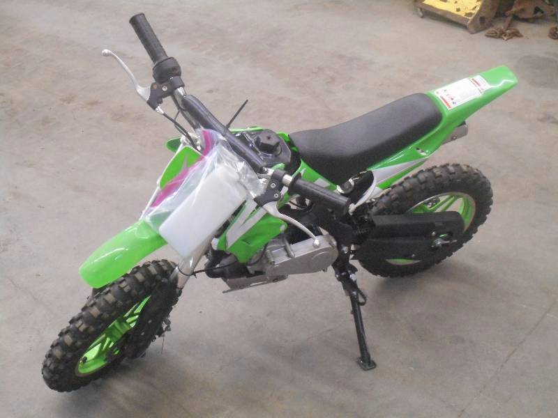 lot 8 image: 2013 Zhejiang Yongkang 49cc Dirt Bi...