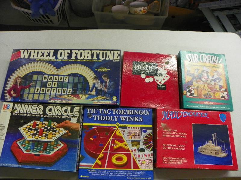 lot 228 image: Family Board Games