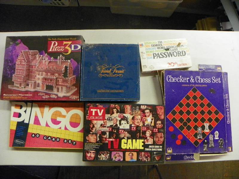 lot 231 image: Family Board Games