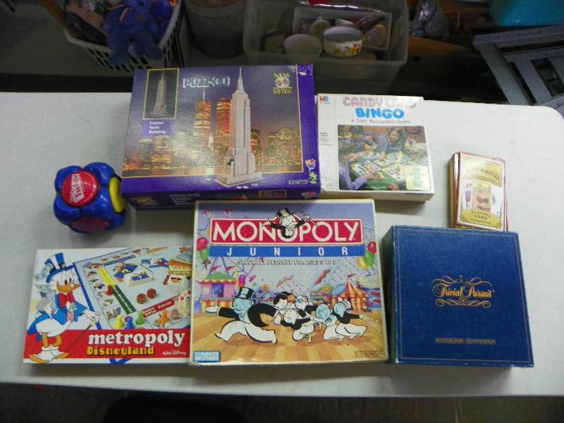 lot 235 image: Vintage Board Games