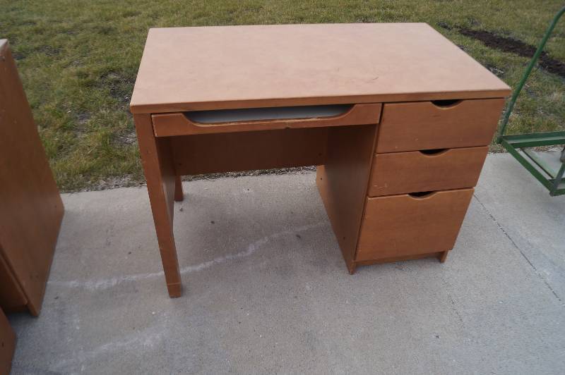 Dorm Desk