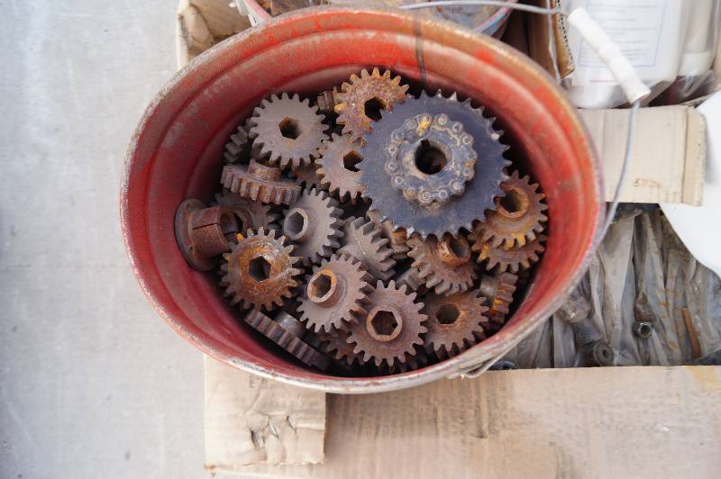 Gears & Shock Absorbers