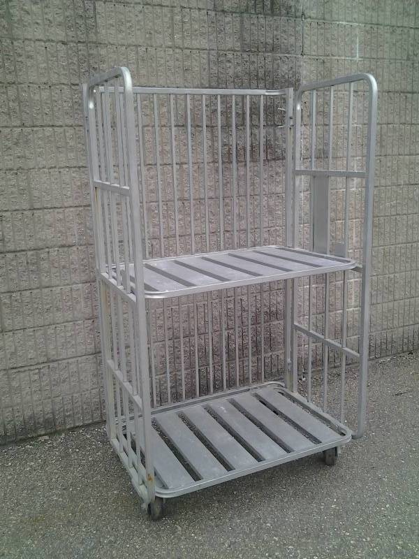 lot 1 image: Heavy Duty Upright Folding MaterialSupply Rack On Casters