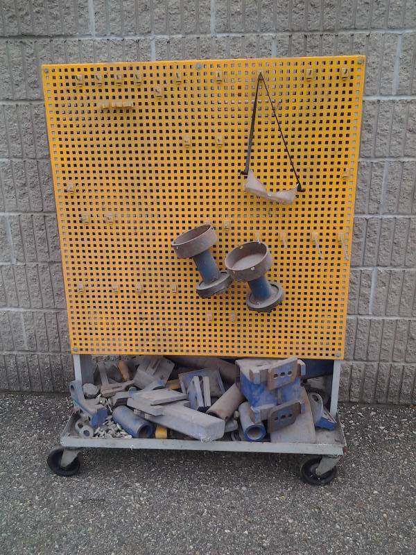 lot 38 image: Frame Rack Accessories With Cart