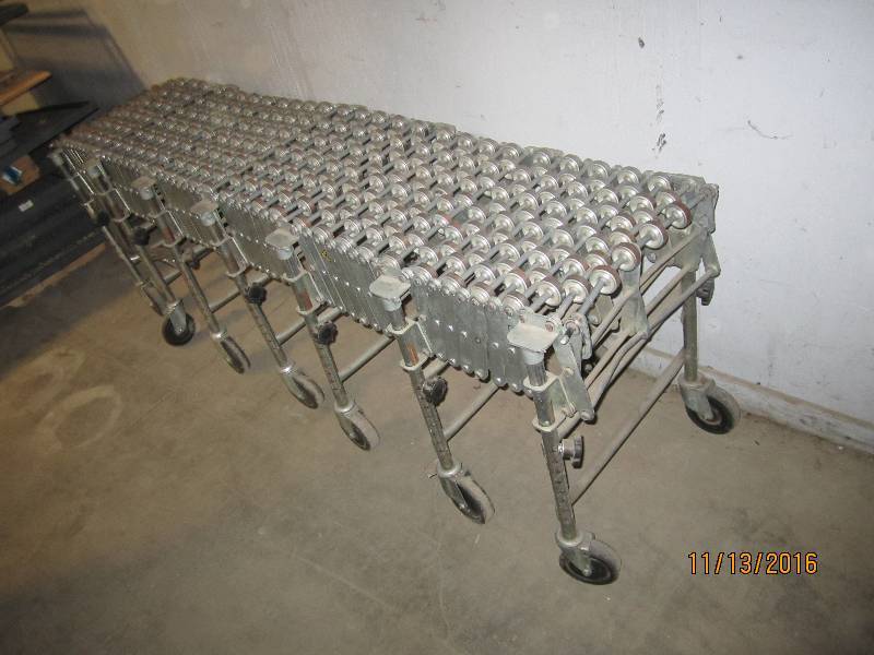 Accordian conveyor expands to appro...