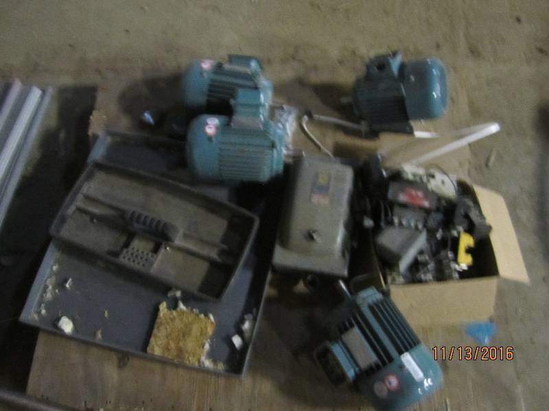 Pallet of motors, need work...