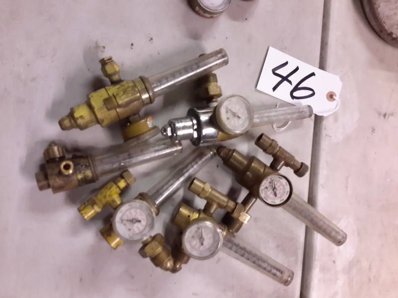 lot 46 image: 6 Misc. types of Valves.. See closeups