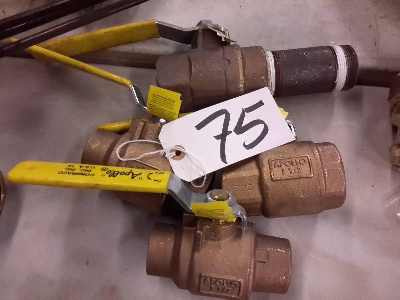 lot 75 image: 4, 1 12in valves as shown.. Apollo