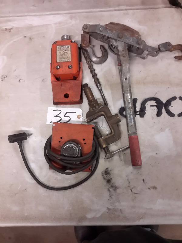 lot 35 image: Hercules Potentometer Foot Control, C clamp, Come A Long