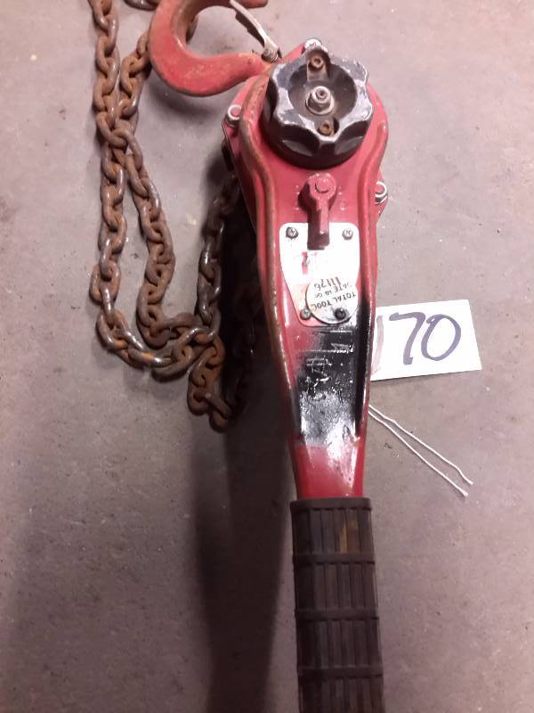 lot 170 image: Total Tool, Chain Puller