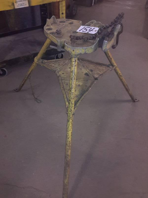lot 154 image: Ridgid, Pipe Vise.. Tristand