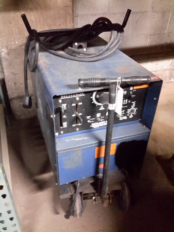 lot 13 image: Miller Dial Arc HF Welder