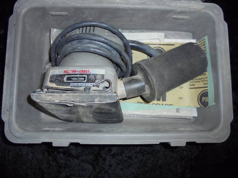 lot 13 image: Porter Cable Finishing Sander