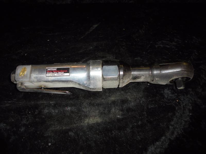lot 27 image: Craftsman Pneumatic Air Driver
