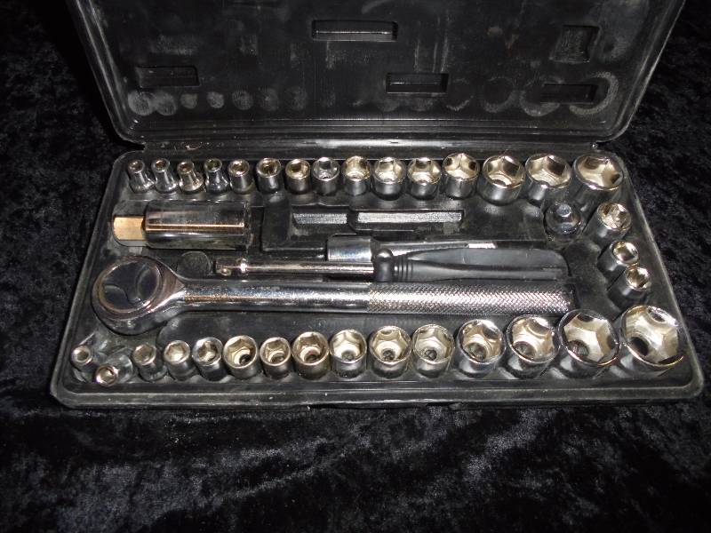 lot 39 image: Socket Set in Case