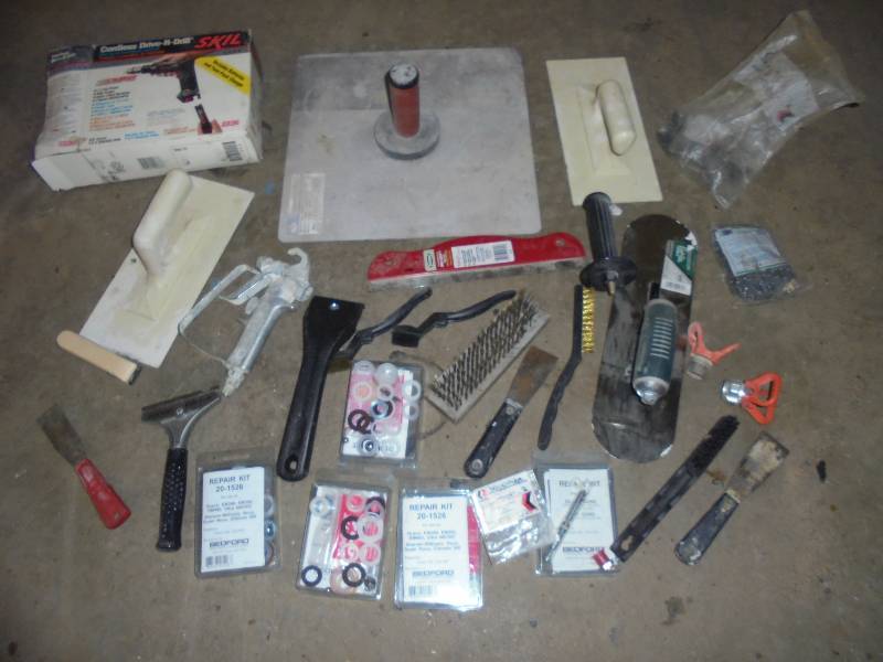 lot 63 image: SKIL Cordless Driver-R-Drill & Scrapers, Repair Kits, Etc