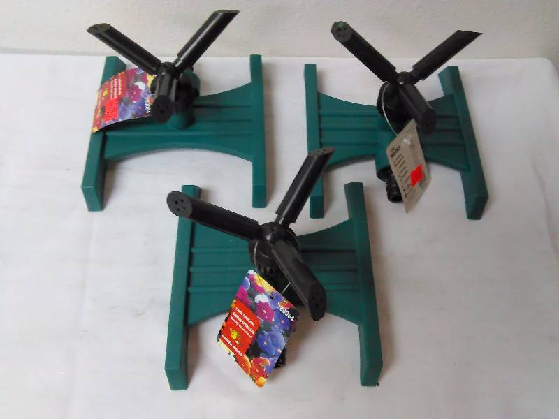 lot 104 image: Lawn Water Sprinklers (3)