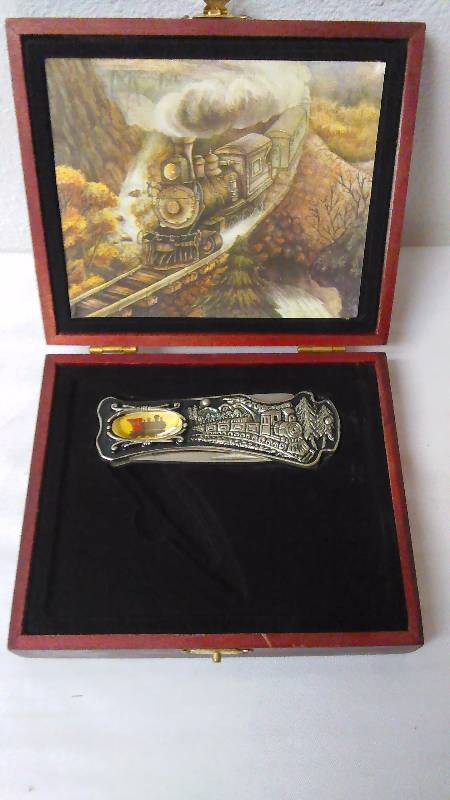 lot 432 image: Pocket Knife, Train, Collectible