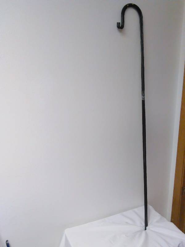 lot 8 image: Shepard Hooks (3) 4 ft. long 38in. diameter
