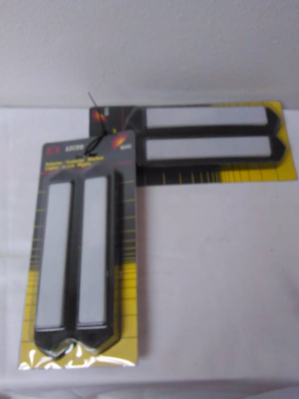 lot 18 image: 4 Interior  Exterior Marker Lights