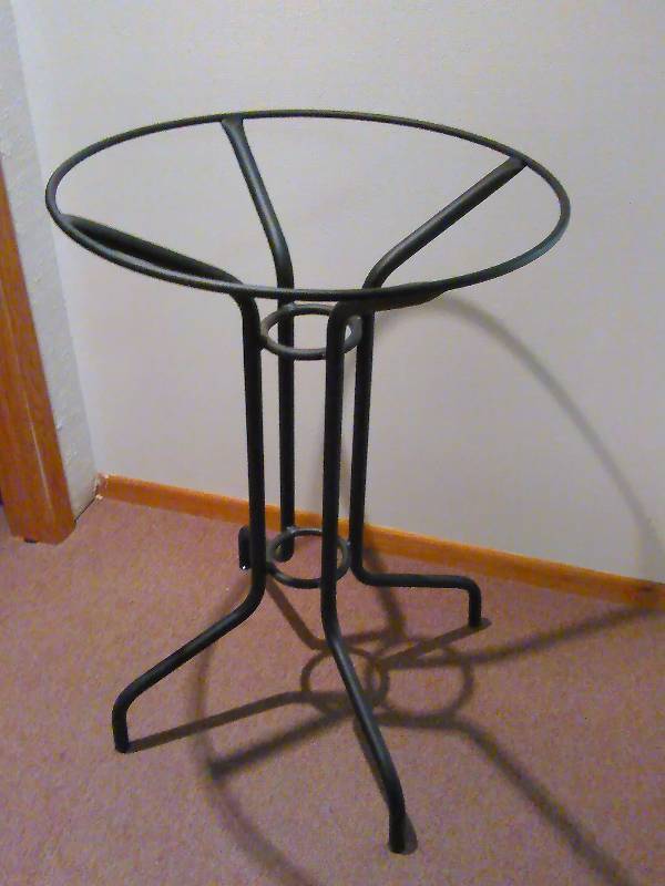 lot 22 image: High Top Table Frame, 39 in. Tall 26 in. diameter